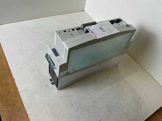 Lenze evf9323-ev frequentieregelaar - afbeelding 4 van  7