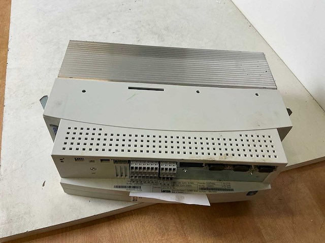 Lenze evf9323-ev frequentieregelaar - afbeelding 5 van  7