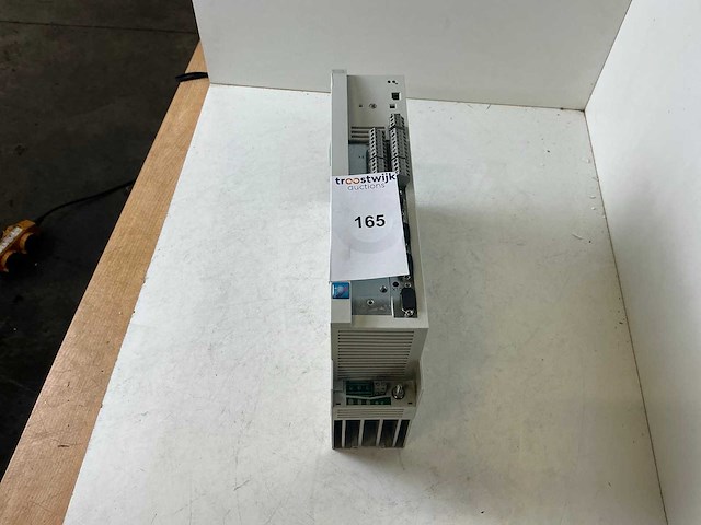 Lenze evs9322-ep frequentieregelaar - afbeelding 2 van  7