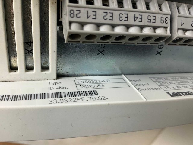 Lenze evs9322-ep frequentieregelaar - afbeelding 8 van  9