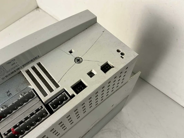 Lenze evs9322-es frequentieregelaar - afbeelding 3 van  4