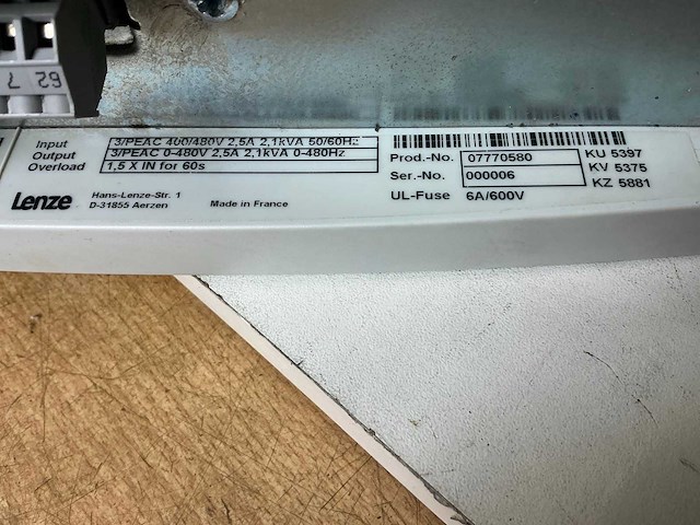 Lenze evs9322-p frequentieregelaar - afbeelding 2 van  3