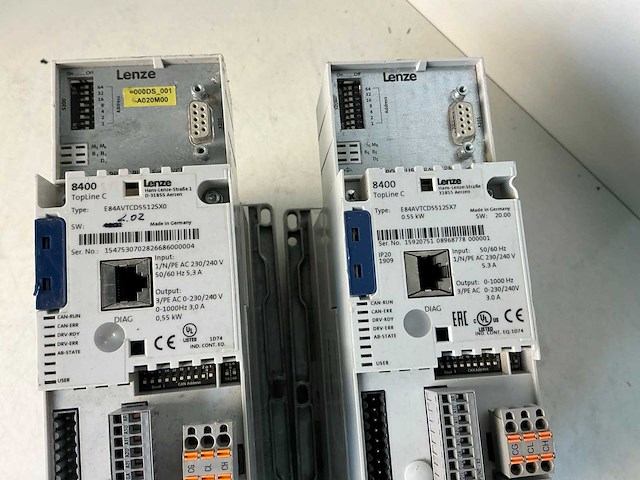 Lenze frequentieregelaar (2x) - afbeelding 4 van  5