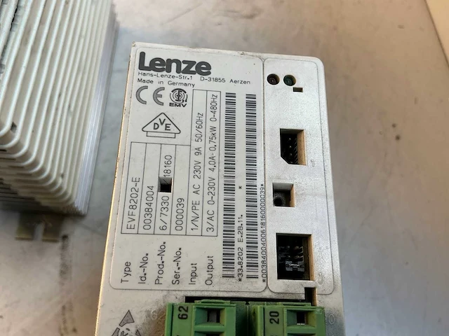 Lenze frequentieregelaar (3x) - afbeelding 7 van  12