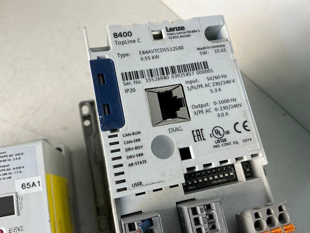 Lenze frequentieregelaar (3x) - afbeelding 6 van  6