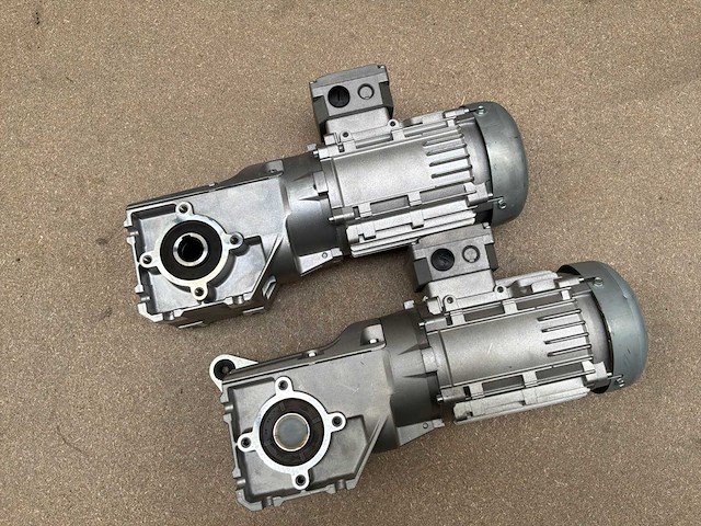 Lenze g500-b110 motorreductor (2x) - afbeelding 3 van  8