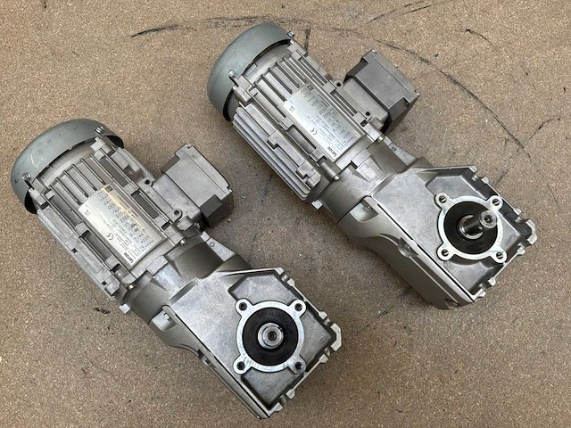 Lenze g500-b110 motorreductor (2x) - afbeelding 3 van  8