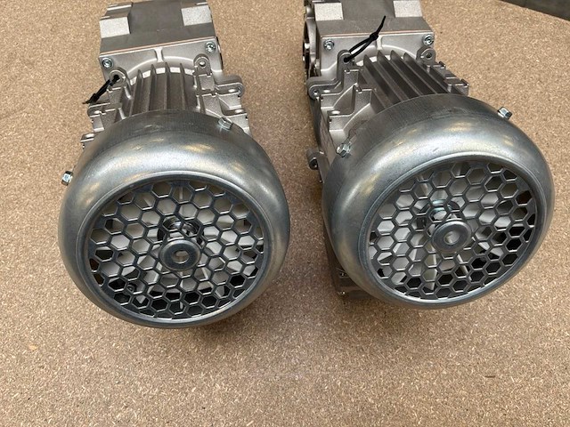 Lenze g500-b45 motorreductor (2x) - afbeelding 5 van  8
