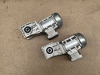 Lenze g500-b45 motorreductor (2x) - afbeelding 1 van  3