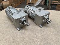Lenze g500-h100 motorreductor (2x) - afbeelding 1 van  9