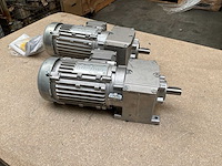Lenze g500-h100 motorreductor (2x) - afbeelding 1 van  9