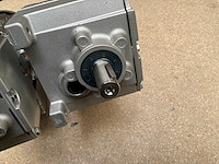 Lenze g500-h100 motorreductor (2x) - afbeelding 7 van  9