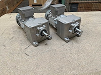 Lenze g500-h100 motorreductor (2x) - afbeelding 1 van  8
