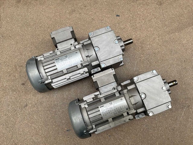 Lenze g500-h100 motorreductor (2x) - afbeelding 2 van  9