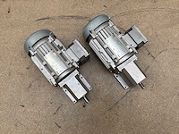 Lenze g500-h45 motorreductor (2x) - afbeelding 1 van  3