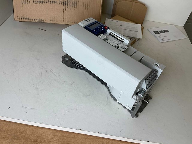 Lenze i510 i51be275f10v10000s frequentieregelaar - afbeelding 6 van  11
