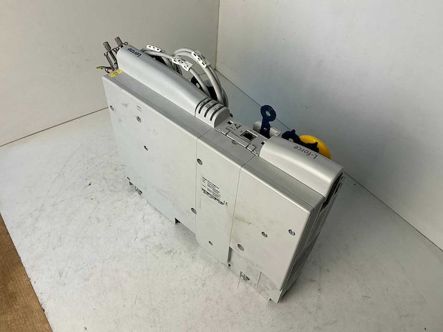 Lenze l-force e94ashe0044 single drive highline frequentieregelaar - afbeelding 4 van  5