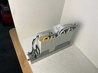 Lenze l-force e94ashe0044 single drive highline frequentieregelaar - afbeelding 1 van  10