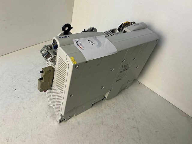 Lenze l-force e94ashe0174 single drive highline frequentieregelaar - afbeelding 6 van  7