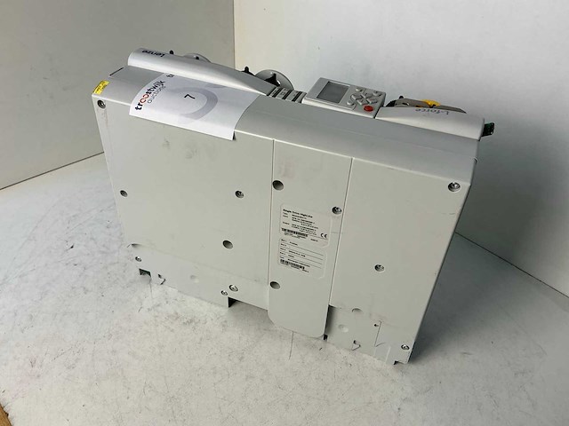 Lenze l-force e94ashe0174 single drive highline frequentieregelaar - afbeelding 6 van  8