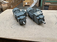 Lenze mdemabr 071-42 motorreductor (2x) - afbeelding 1 van  8