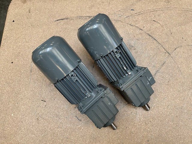 Lenze mdemabr 071-42 motorreductor (2x) - afbeelding 5 van  8