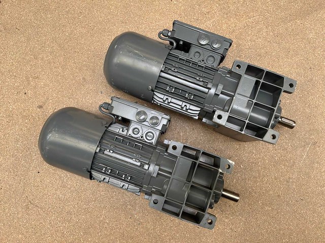 Lenze mdemabr071-42c0c motorreductor (2x) - afbeelding 4 van  9