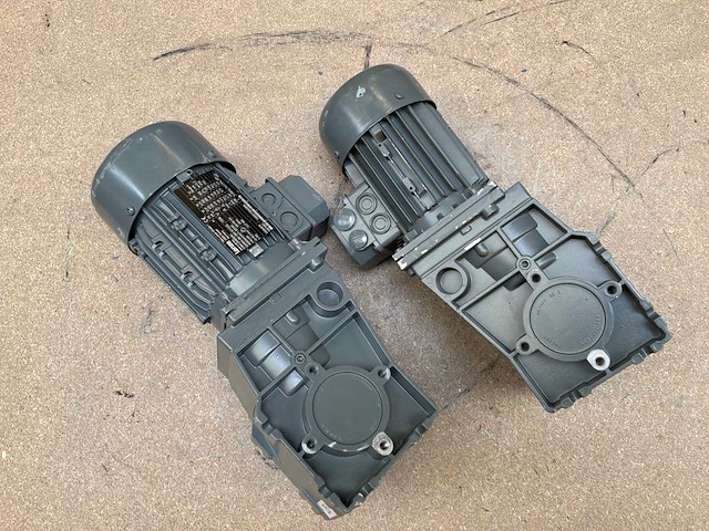 Lenze mdemaxx motorreductor (2x) - afbeelding 4 van  8