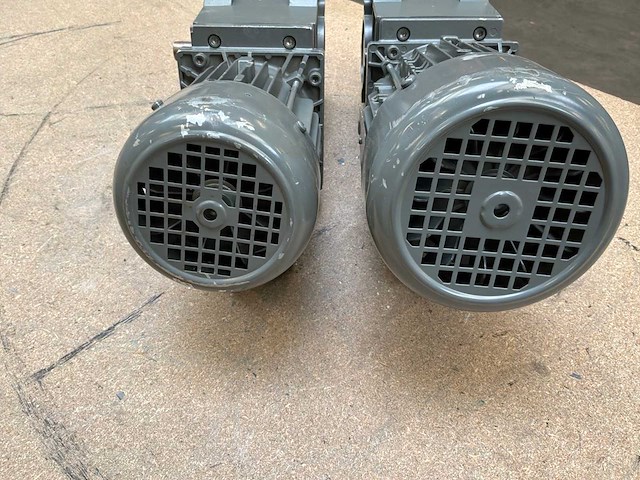 Lenze mdemaxx motorreductor (2x) - afbeelding 6 van  8