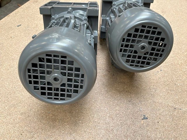 Lenze mdemaxx063-42c0c motorreductor (2x) - afbeelding 6 van  9