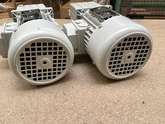 Lenze mdemaxx071-32c0c motorreductor (2x) - afbeelding 5 van  8