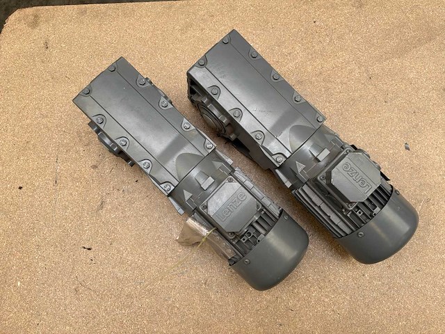 Lenze mdemaxx071-42c0c motorreductor (2x) - afbeelding 2 van  8