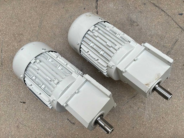 Lenze mdemaxx071-42c0c motorreductor (2x) - afbeelding 5 van  8