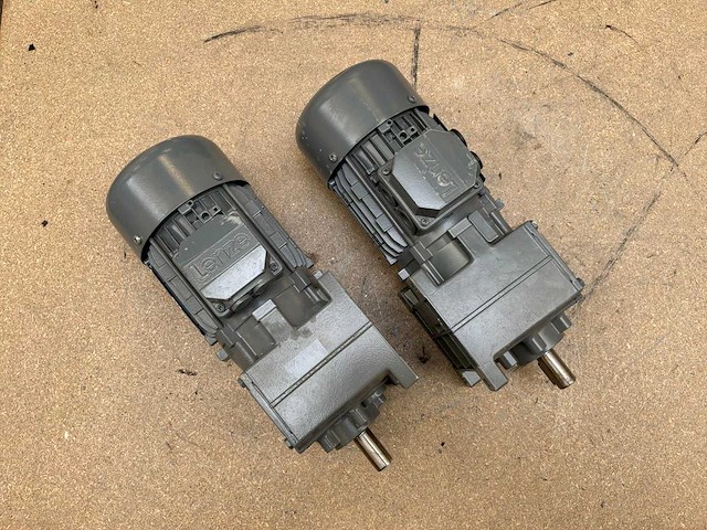 Lenze mdemaxx071 motorreductor (2x) - afbeelding 3 van  8