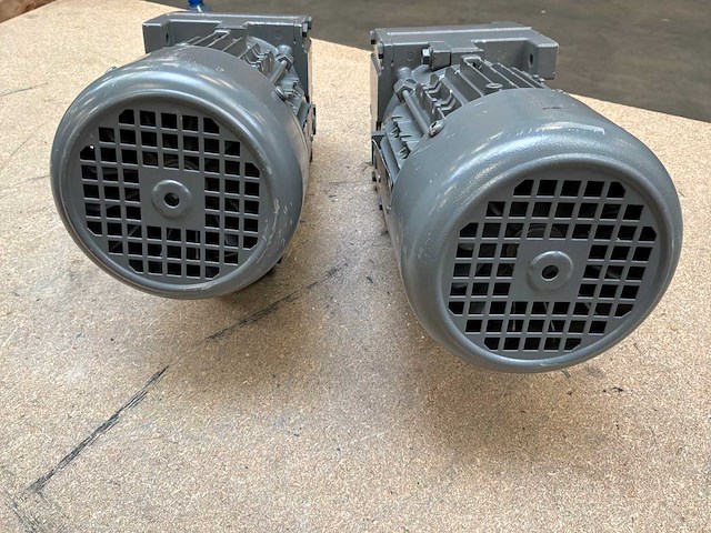 Lenze mdemaxx071 motorreductor (2x) - afbeelding 6 van  8