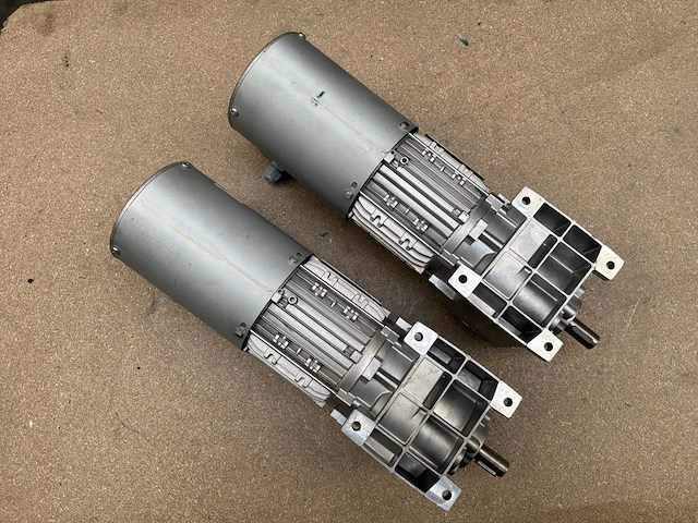 Lenze mdfmaxx071-42c0c motorreductor (2x) - afbeelding 9 van  13