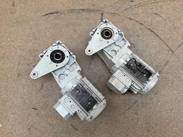 Lenze mdsmaxx063-22c0c motorreductor (2x) - afbeelding 4 van  6