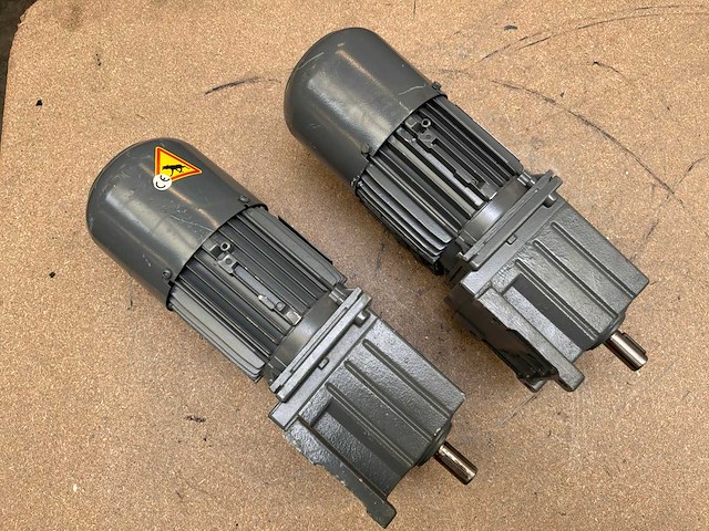 Lenze motorreductor (2x) - afbeelding 4 van  6