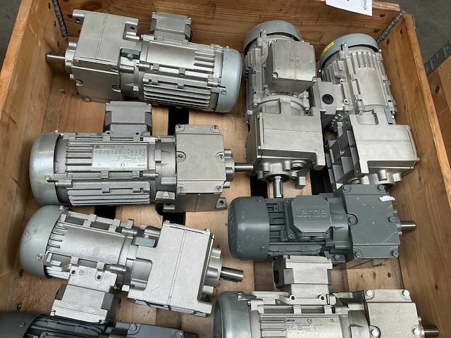 Lenze reductiemotor (12x) - afbeelding 4 van  8