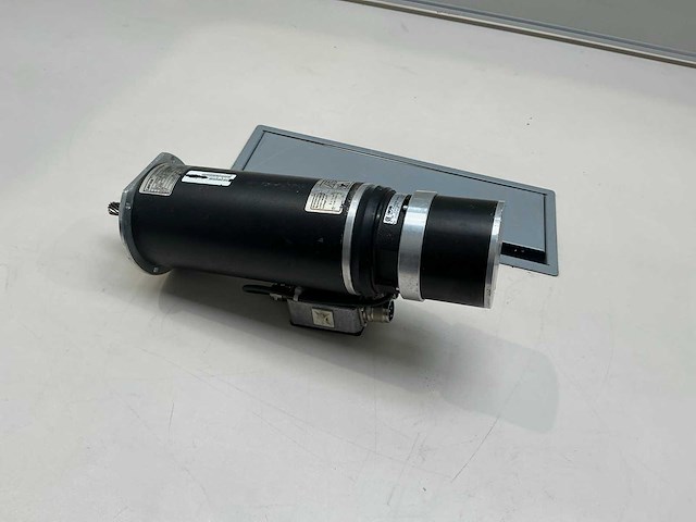 Lenze sdsgabi063 servomotor - afbeelding 2 van  4