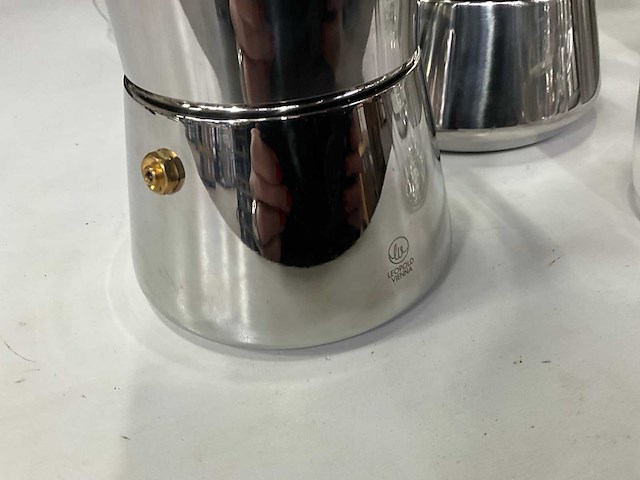 Leopold vienna diverse thee- en koffie kannen - afbeelding 7 van  9