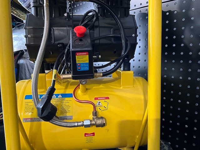 Leotop - 2026 - luchtcompressor low noise 16l - afbeelding 4 van  4