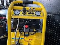 Leotop - 2026 - luchtcompressor low noise 16l - afbeelding 2 van  3