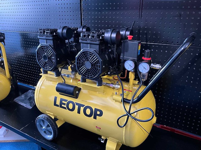 Leotop - 2026 - luchtcompressor low noise 50l - afbeelding 2 van  3