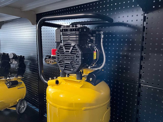 Leotop - 2026 - luchtcompressor low noise 50l - afbeelding 3 van  3