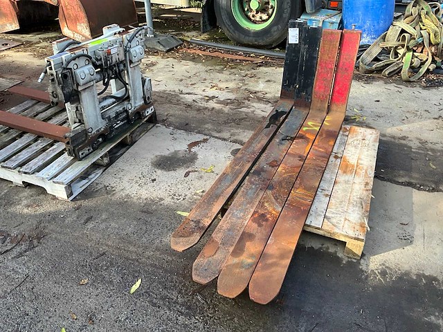 Lepels heftruck (4x) - afbeelding 5 van  6