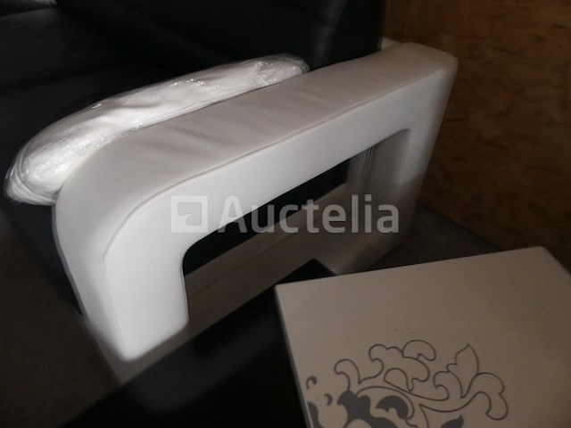 Leren hoeklounge met tafels - afbeelding 1 van  6