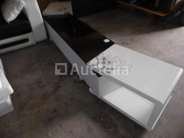 Leren hoeklounge met tafels - afbeelding 6 van  6