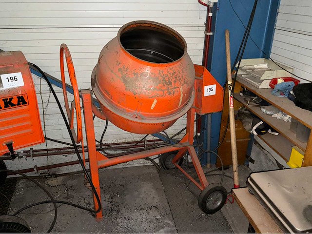 Lerin b 160 e betonmolen - afbeelding 1 van  4