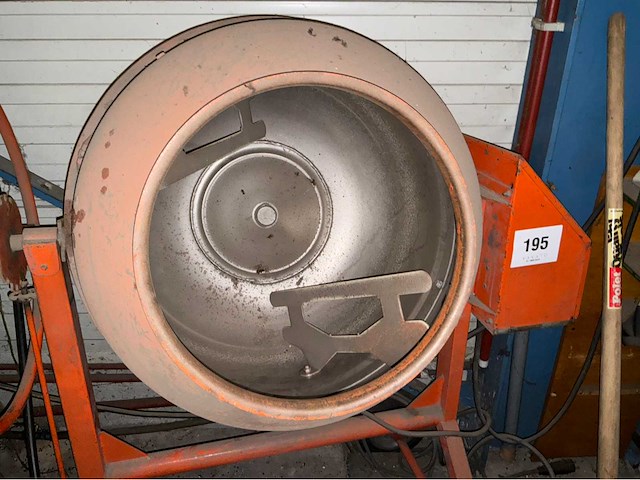 Lerin b 160 e betonmolen - afbeelding 2 van  4